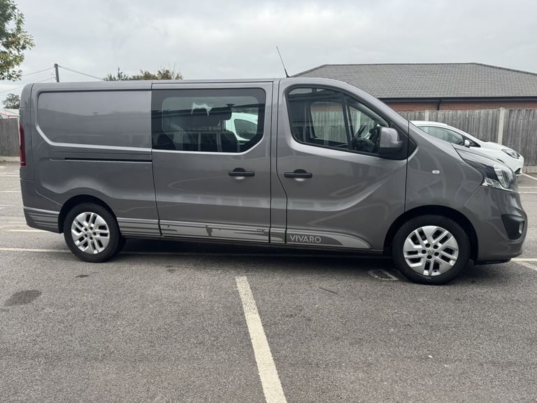 2019 Vauxhall Vivaro 1.6 CDTi 2900 BiTurbo ecoTEC Limited Edition Nav Crew Van Double Cab 5dr Di ...