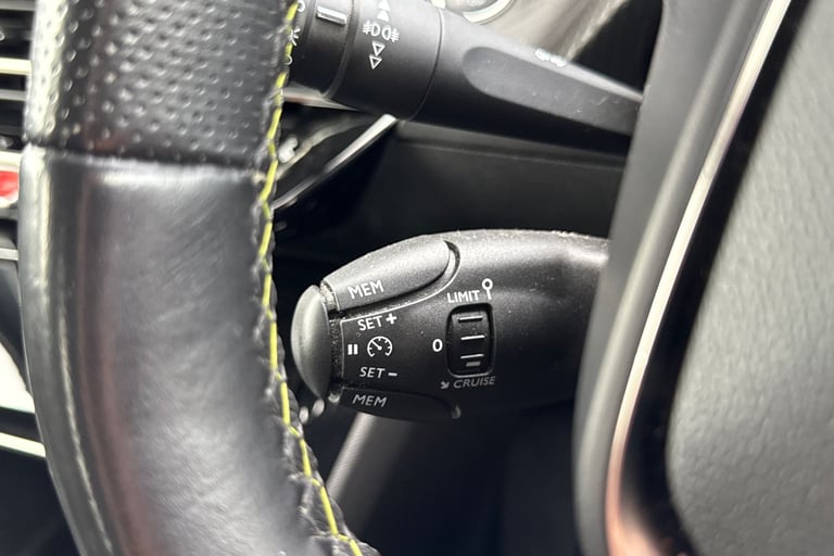 2021 Peugeot E-2008 50kWh GT Auto 5dr SUV Automatic