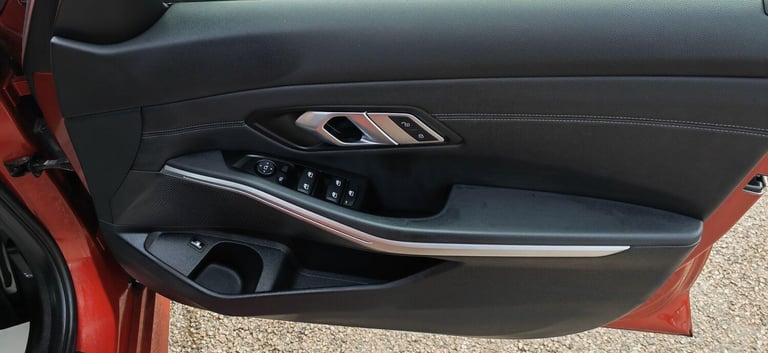 2019 BMW 3 Series 2.0 330e 12kWh M Sport Auto Euro 6 (s/s) 4dr SALOON Petrol/Electric Hybrid Auto...