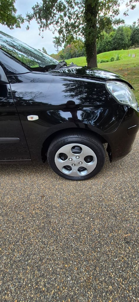 Kia Picanto 1.1, £35pa road tax, 12 months mot, 1 previous owner..£1395