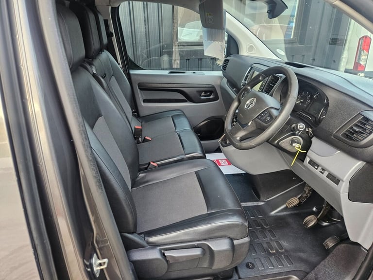 2020 Vauxhall Vivaro 2700 1.5d 100PS Sportive H1 Van PANEL VAN DIESEL Manual
