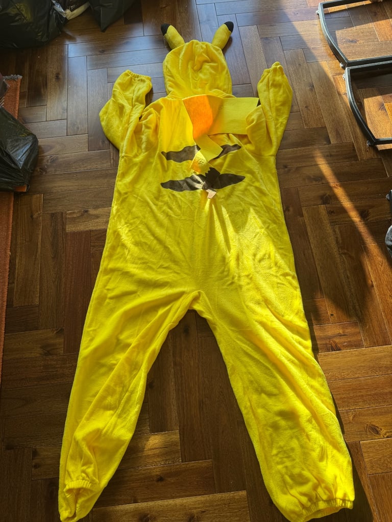 Halloween Costume Adult Pokémon Pikachu