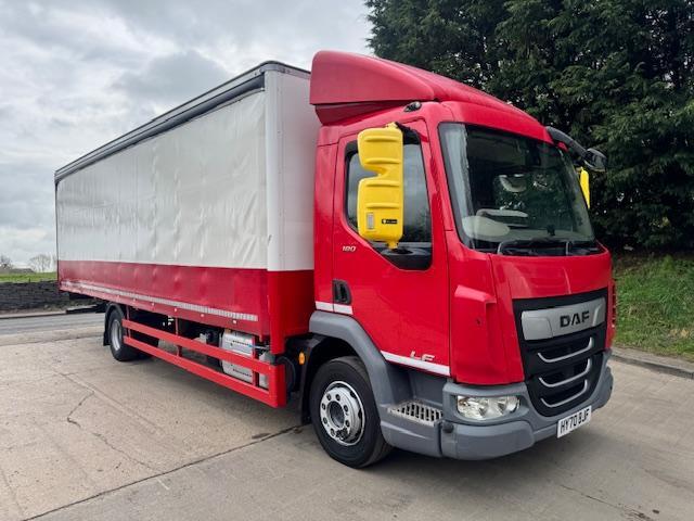 2020 70 DAF LF 180 E6 12 ton 24ft curtain sider Auto air con 