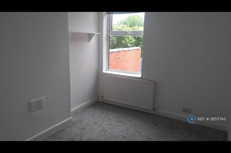 3 bedroom house in Ragdale Road, Nottingham, NG6 (3 bed) (#2655743)