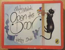 Children's book Slinky Malinki Open the Door by Lynley Dodd 