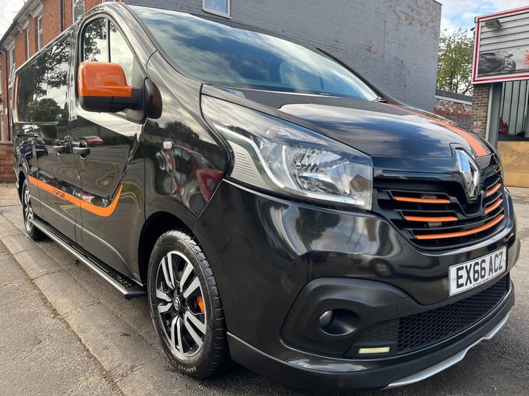 Renault Trafic LL29 ENERGY dCi 145 Sport Nav 5 Seat Crew Van DIESEL 2016/66