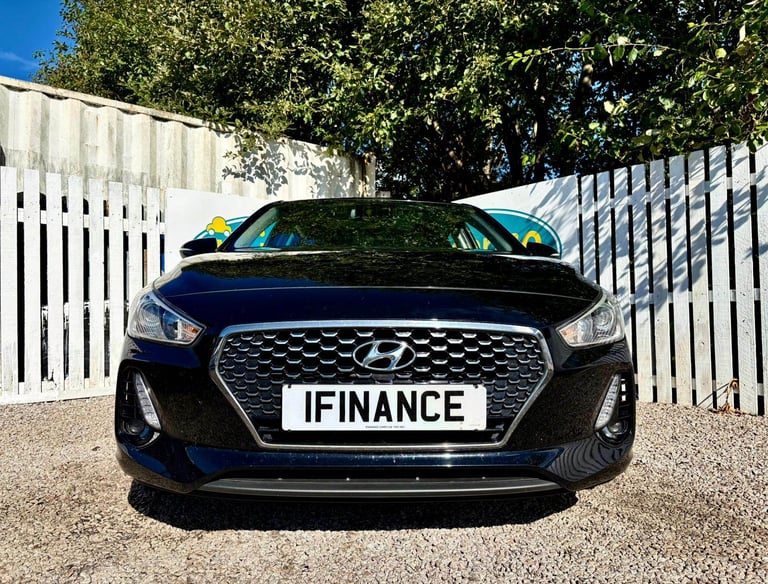 CAN'T GET CREDIT? CALL US! Hyundai i30 1.0 T-GDi SE Nav Blue Drive ISG - £149 DEPOSIT, £63 PER WEEK