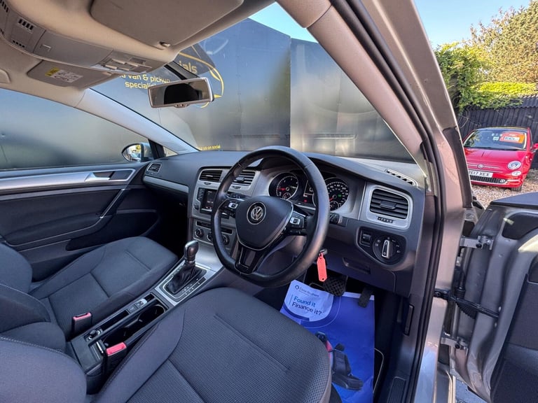 2015 Volkswagen Golf 1.6 TDI BlueMotion Tech Match DSG Euro 5 (s/s) 5dr HATCHBACK Diesel Automatic