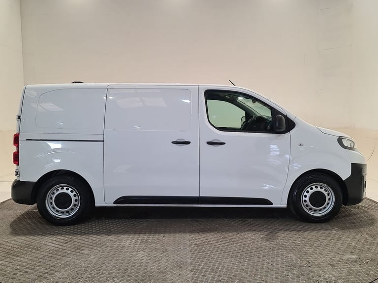 PEUGEOT EXPERT 1.5 BLUEHDI 1000 PROFESSIONAL PREMIUM 100 BHP MWB DIESEL