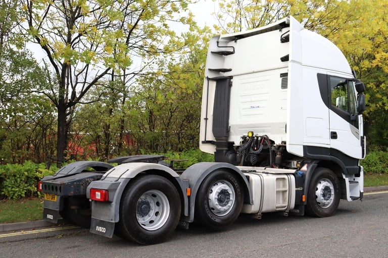 IVECO STRALIS 460 HI-WAY 6X2 MIDLIFT TRACTOR UNIT (2017)
