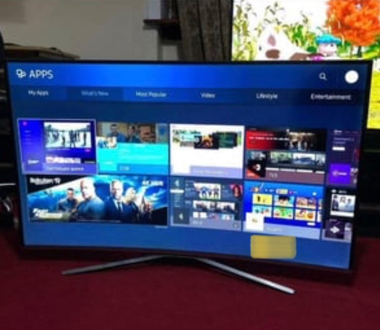 image for 49 inches Samsung smart 4k tv with remote in perfect condition 