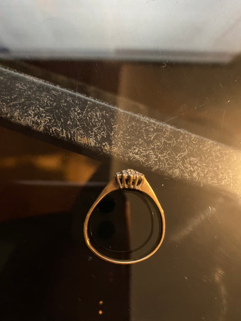 9ct gold and diamond ring