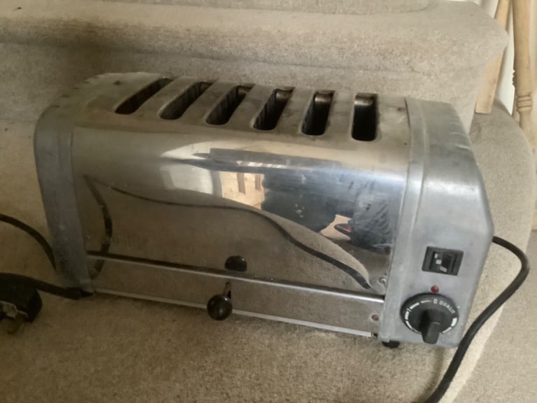 Dualit 6 slice toaster