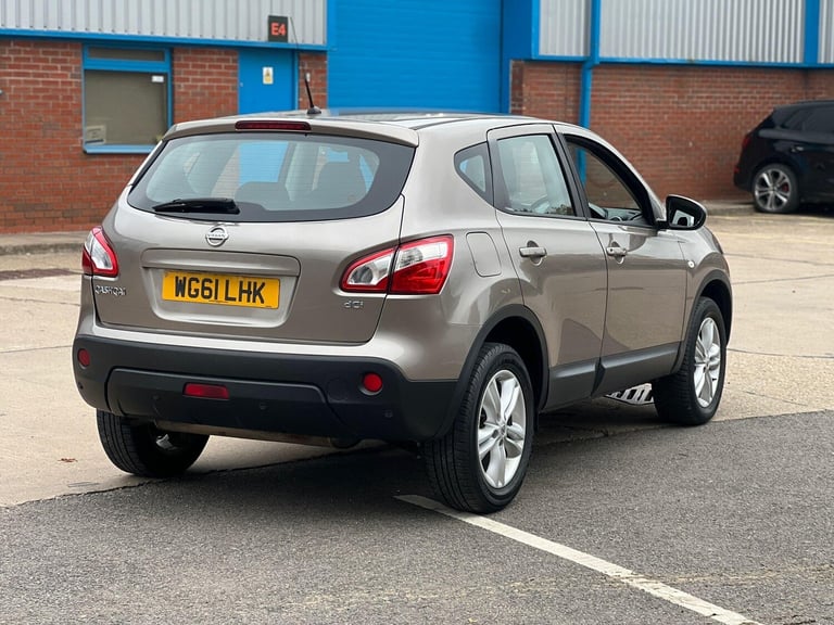 2011 Nissan Qashqai 1.5 dCi Acenta 2WD Euro 5 5dr HATCHBACK Diesel Manual