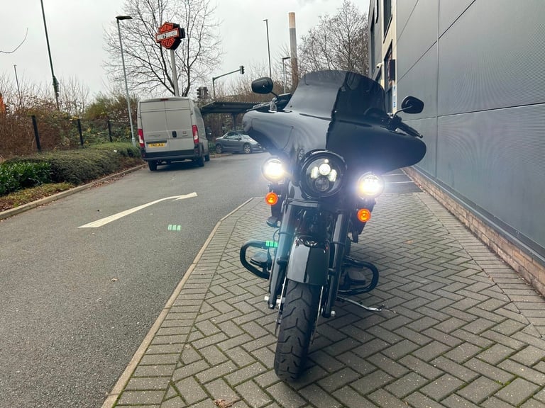 2024 Harley-Davidson TOURING FLHRXS ROAD KING SPECIAL FLHRXS Vivid Black (23MY) Custom PETROL Manual