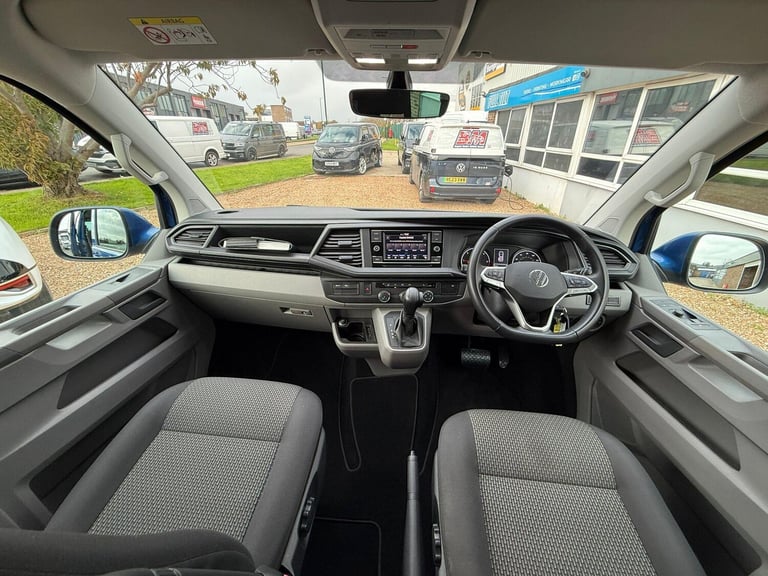 2023 Volkswagen Transporter 2.0 TDI T32 Highline Kombi DSG FWD SWB Euro 6 (s/s) 5dr WINDOW VAN Di...