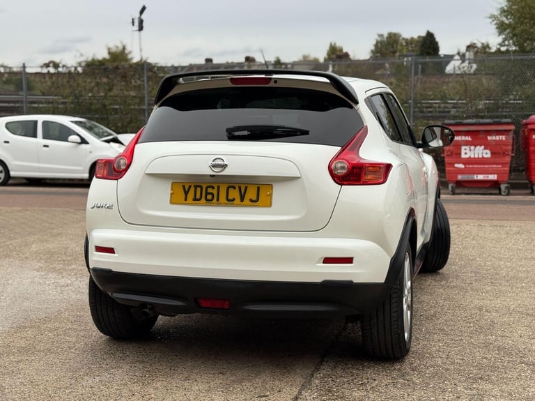 2011 Nissan Juke 1.6 Tekna Euro 5 5dr HATCHBACK Petrol Manual