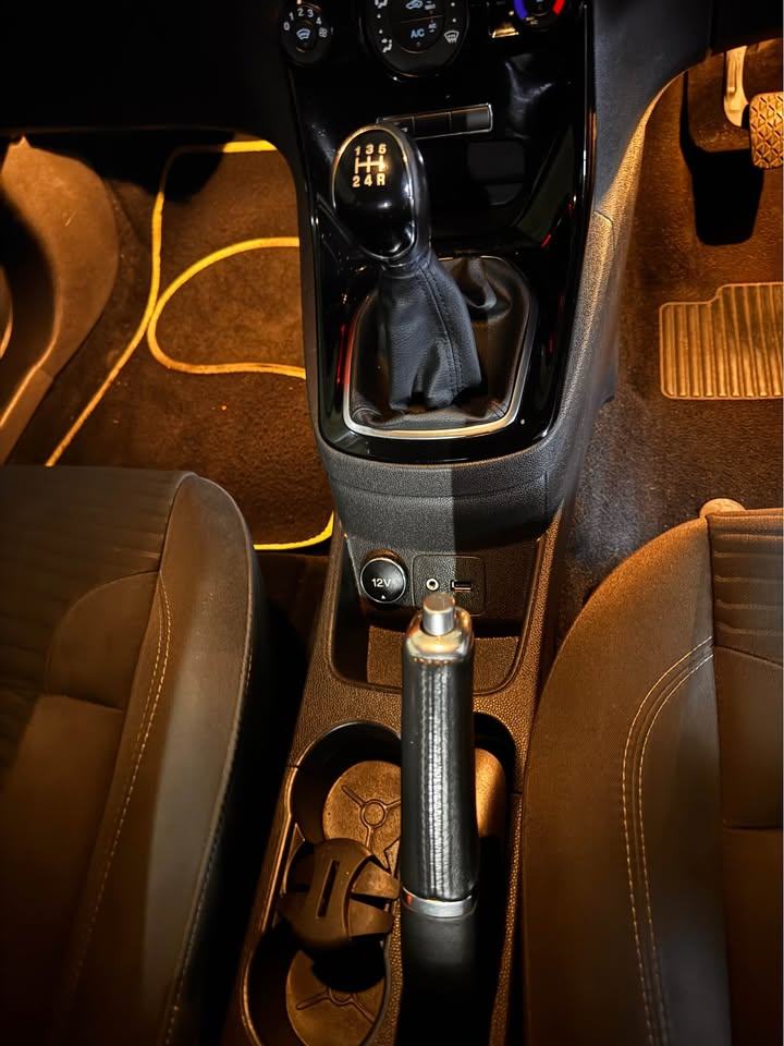 Ford, FIESTA, Hatchback, 2015, Manual, 998 (cc), 3 doors