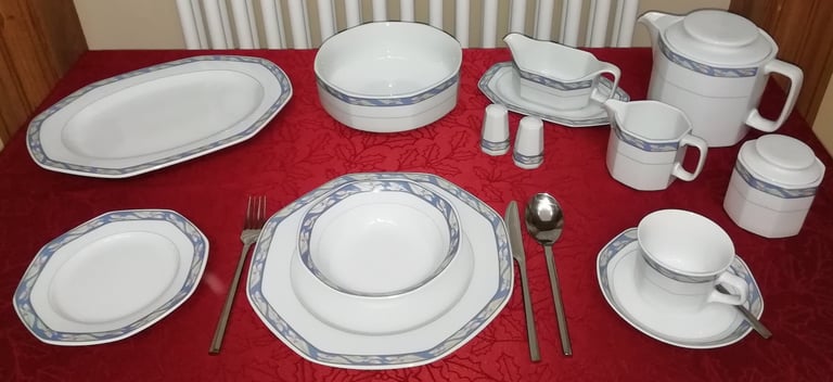 image for Tienshan Fine china - 49 piece dinner set  - Royal Thailand