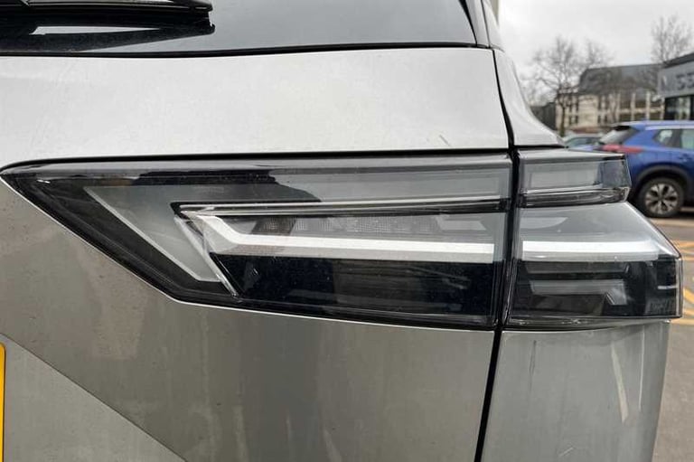 2024 Nissan Qashqai 1.3 DIG-T MH N-CONNECTA [GLASS ROOF] 5DR Hatchback Petrol Manual