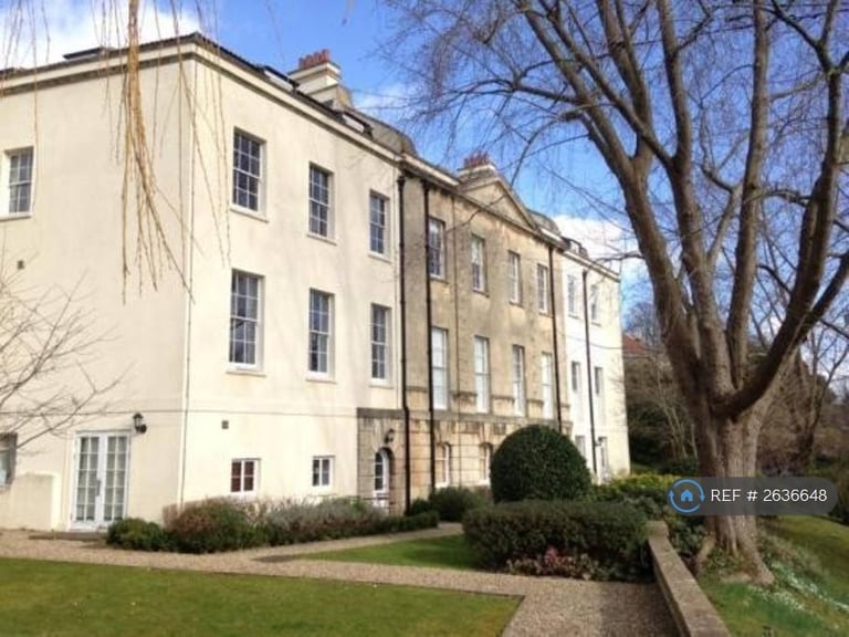 1 bedroom flat in Grove House, Bristol, BS8 (1 bed) (#2636648)