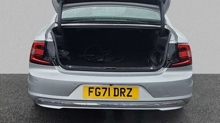 2021 Volvo S90 2.0 T8 Recharge PHEV Inscription 4dr AWD Auto Saloon Plug-In Hy Automatic