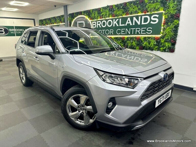 Toyota RAV4 2.5 VVT-I DESIGN [SAT NAV, REVERSE CAMERA &amp; 4WD]
