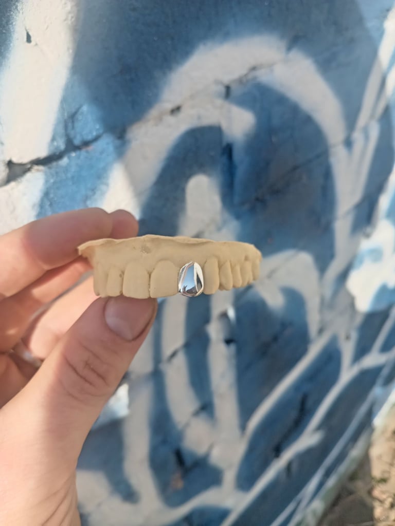 image for Custom made solod cap single tooth grillz