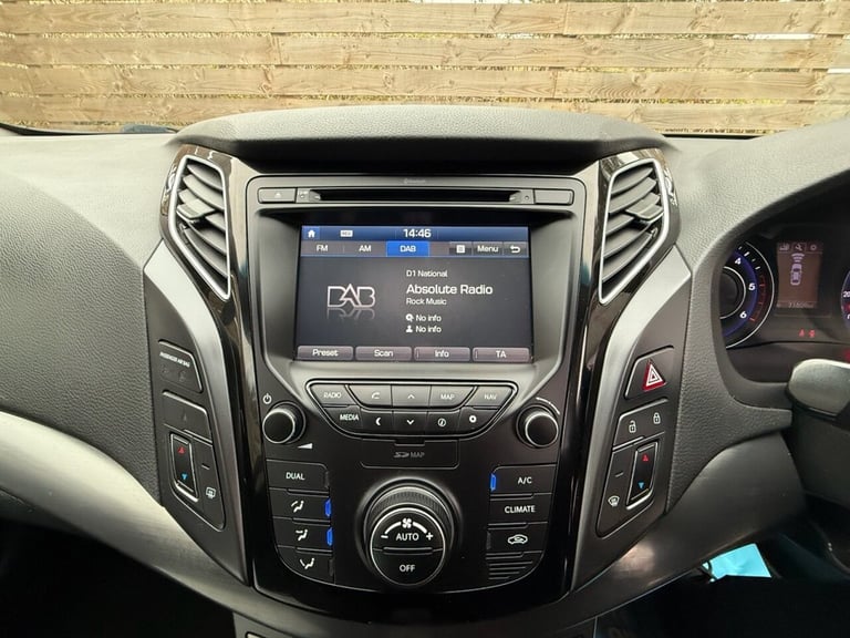 2016 66 HYUNDAI I40 1.7 CRDI BLUE DRIVE SE NAV SALOON 4DR DIESEL MANUAL EURO 6 (