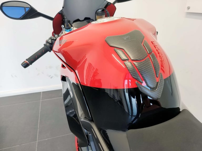 2021 Ducati Panigale V4 25th Anniversario 916 1,046 Miles