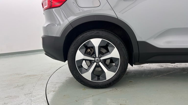 2024 Volvo XC40 Plus, B3 Mild hybrid, Petrol, Dark Estate Petrol Automatic