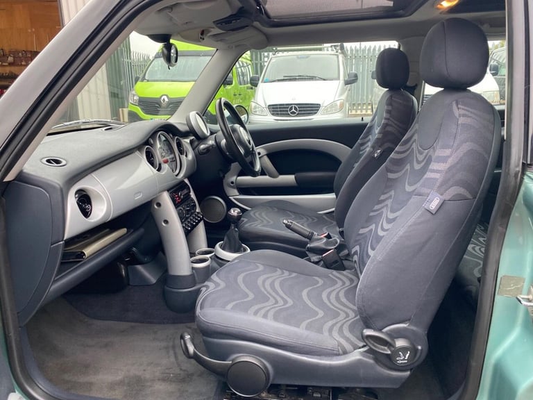 2002 MINI Hatch 1.6 One 3dr HATCHBACK PETROL Manual