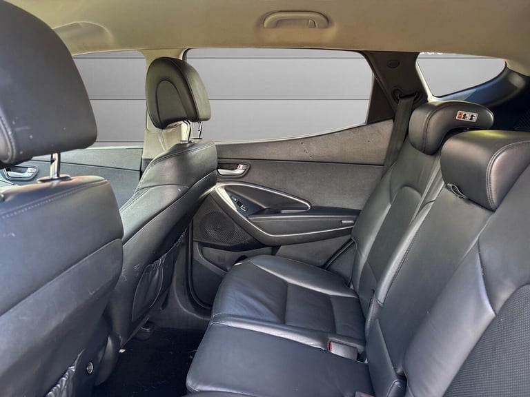 2015 Hyundai Santa Fe 2.2 CRDi Premium 4WD Euro 5 5dr (7 seat) ESTATE Diesel Manual