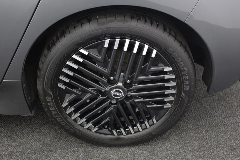 2022 Nissan Leaf 5dr 110kW Tekna 39kWh Automatic Hatchback Electric Automatic