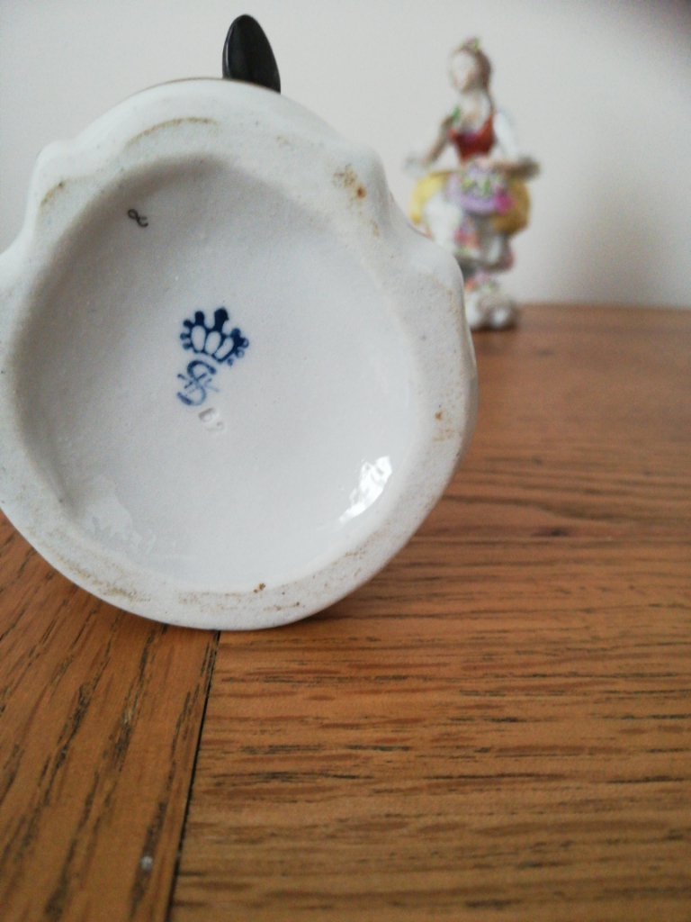 Dresden figurine 