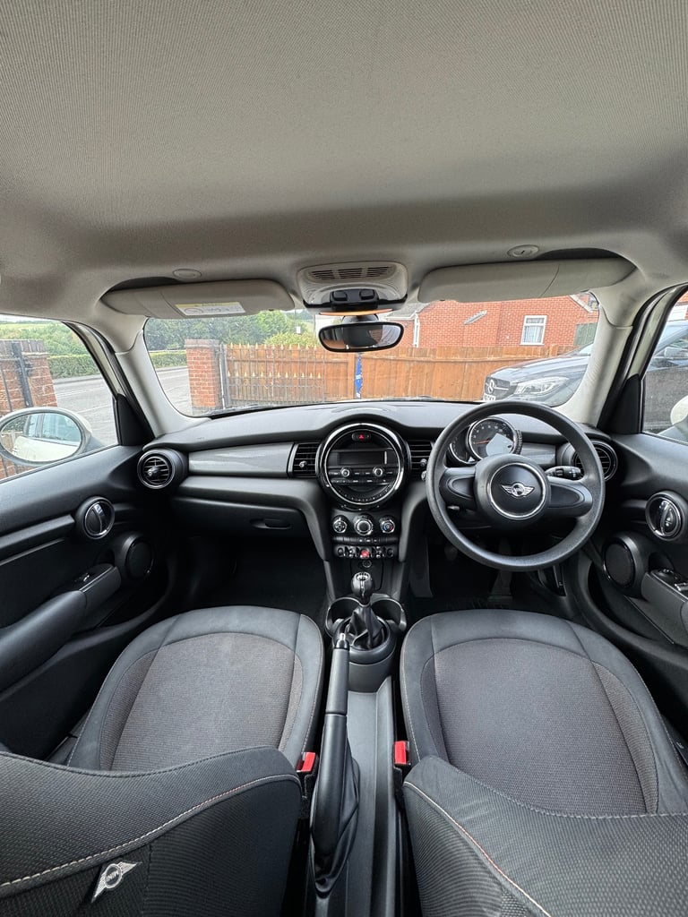 Mini Cooper Hatchback 2015 Manual 5 doors