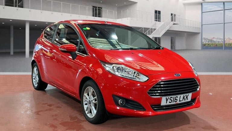 FINANCE AVAILABLE 2016 FORD FORD FIESTA 1.0 T EcoBoost Zetec LONG MOT 2 KEYS