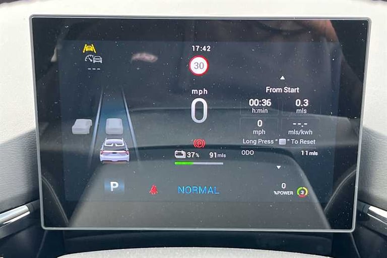 2025 MG MG4 64kWh Trophy Long Range Hatchback 5dr Electric Auto (203 ps) Hatchback Electric Autom...