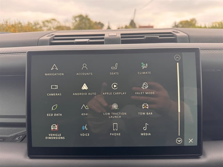 2023 Land Rover Defender 110 D300 HARD TOP X-DYNAMIC HSE COMMERCIAL NO VAT Car Derived Van Diesel...