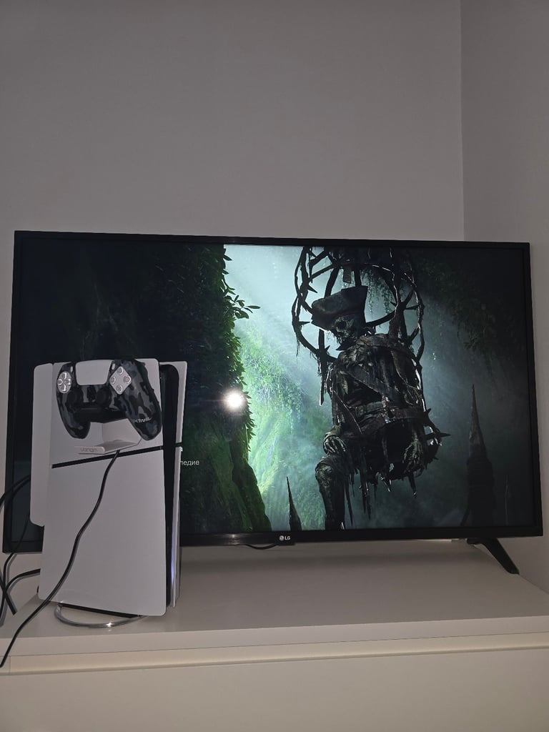 image for PS5 Slim Disc Edition in mint condition 