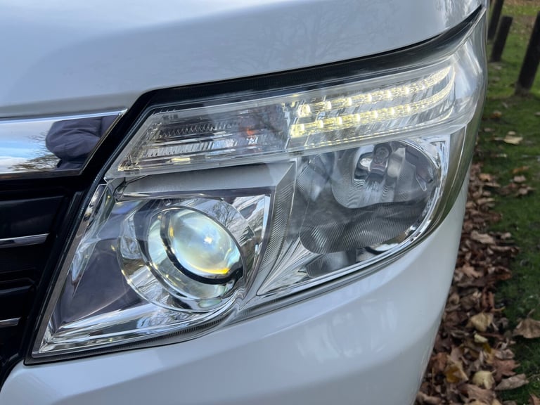 2015 Toyota Noah MPV Hybrid Electric  Automatic