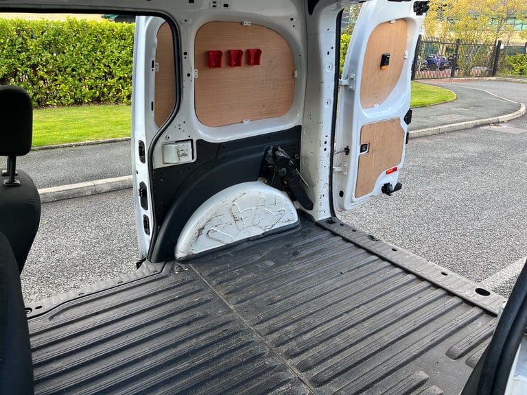 Mercedes-Benz Citan 1.5 Diesel Van 109 Twin Doors LWB - FULL MOT!