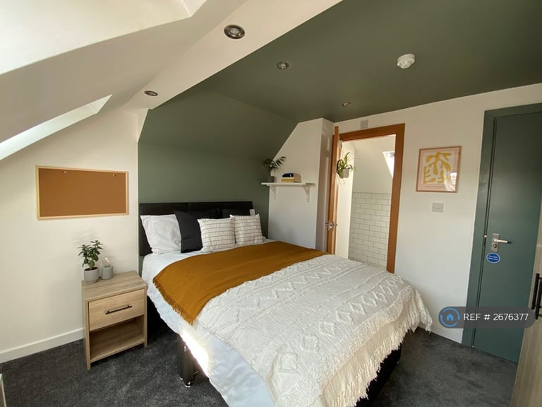 5 bedroom house in Empress Road, Kensington, Liverpool, L7 (5 bed) (#2676377)