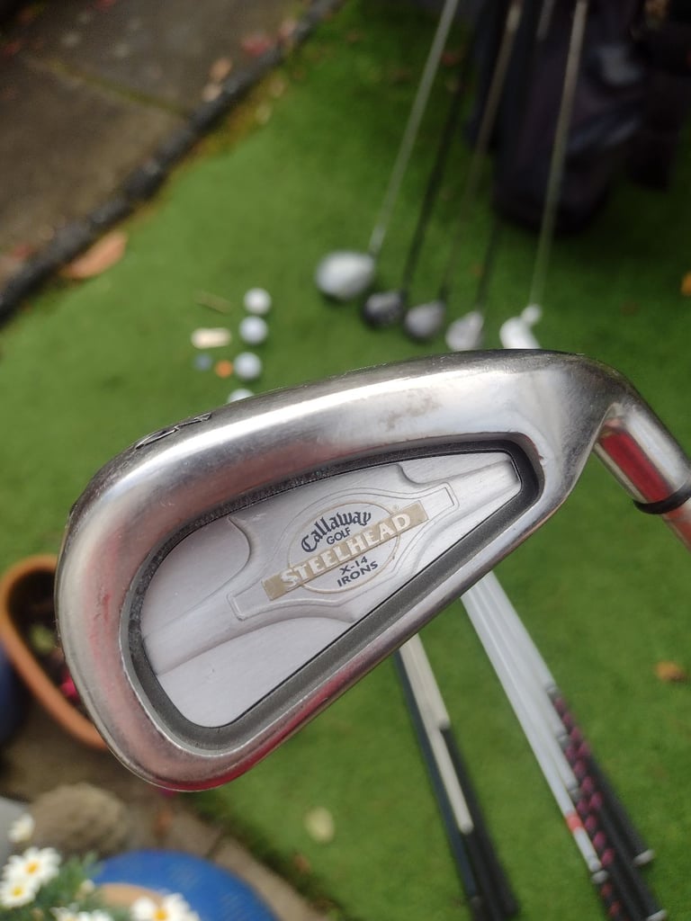 VGC FULL SET LADIES GRAPHITE GOLF CLUBS + HOWSON GOLF BAG + FREE EXTRAS 