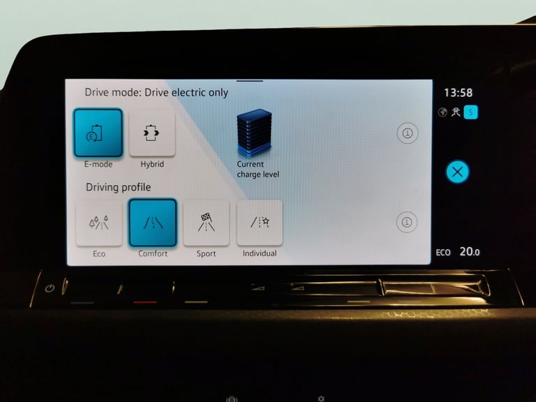 2022 Volkswagen Golf 1.4 TSI GTE 5dr DSG HATCHBACK PETROL/ELECTRIC Automatic