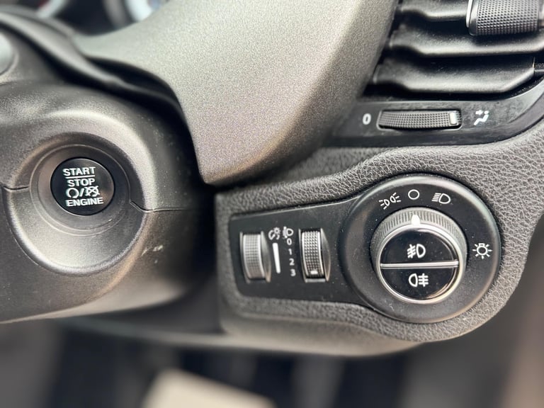 2015 Fiat 500X 1.4 MultiAir Cross Plus Euro 6 (s/s) 5dr HATCHBACK Petrol Manual