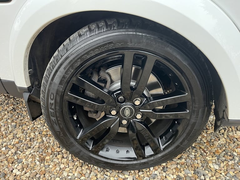 LAND ROVER DISCOVERY 4 3.0 SD V6 XS 2014