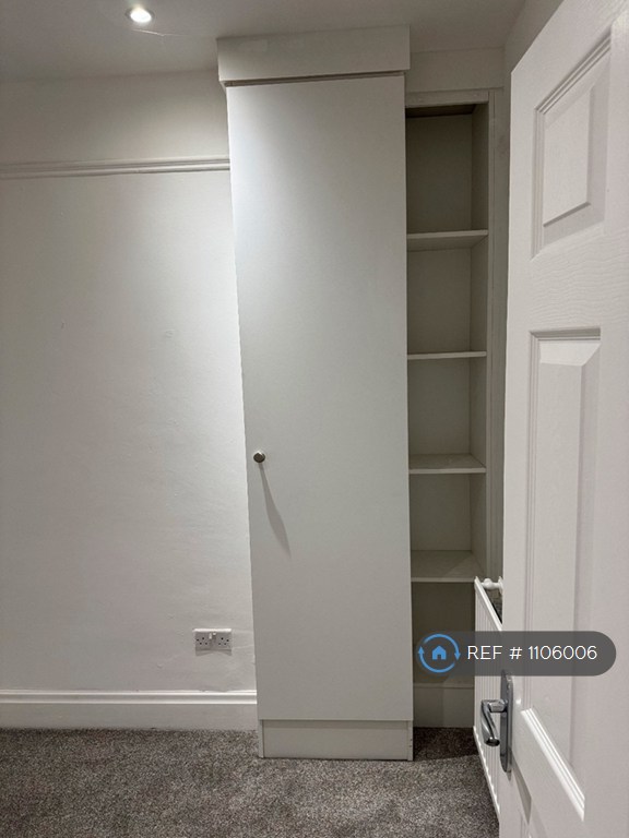 1 bedroom house in Penny Lane, Liverpool, L18 (1 bed) (#1106006)