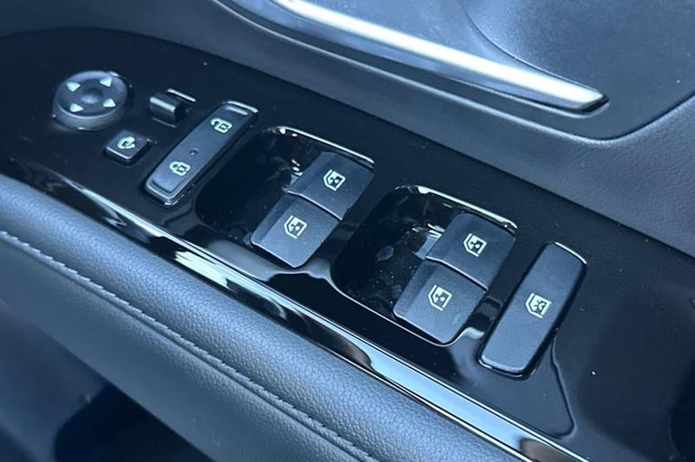 2023 Hyundai TUCSON 1.6 TGDi Hybrid 230 Ultimate 5dr 2WD Auto ESTATE PETROL/ELECTRIC Automatic