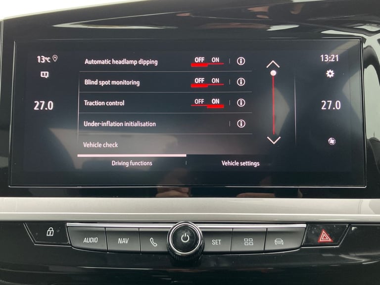 2021 Vauxhall Mokka 1.2 Turbo Elite Nav Premium 5dr Auto SUV PETROL Automatic